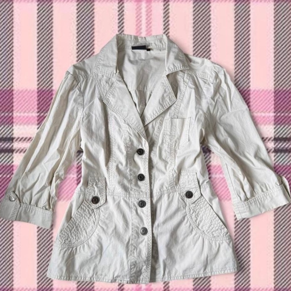cream button up jacket with 3/4 sleeves